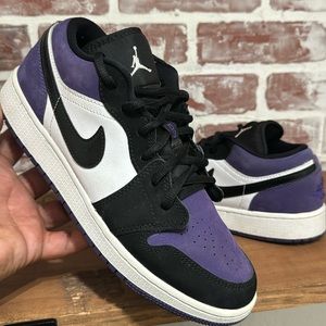 Nike Air Jordan 1 Retro Low Youth Sz7Y